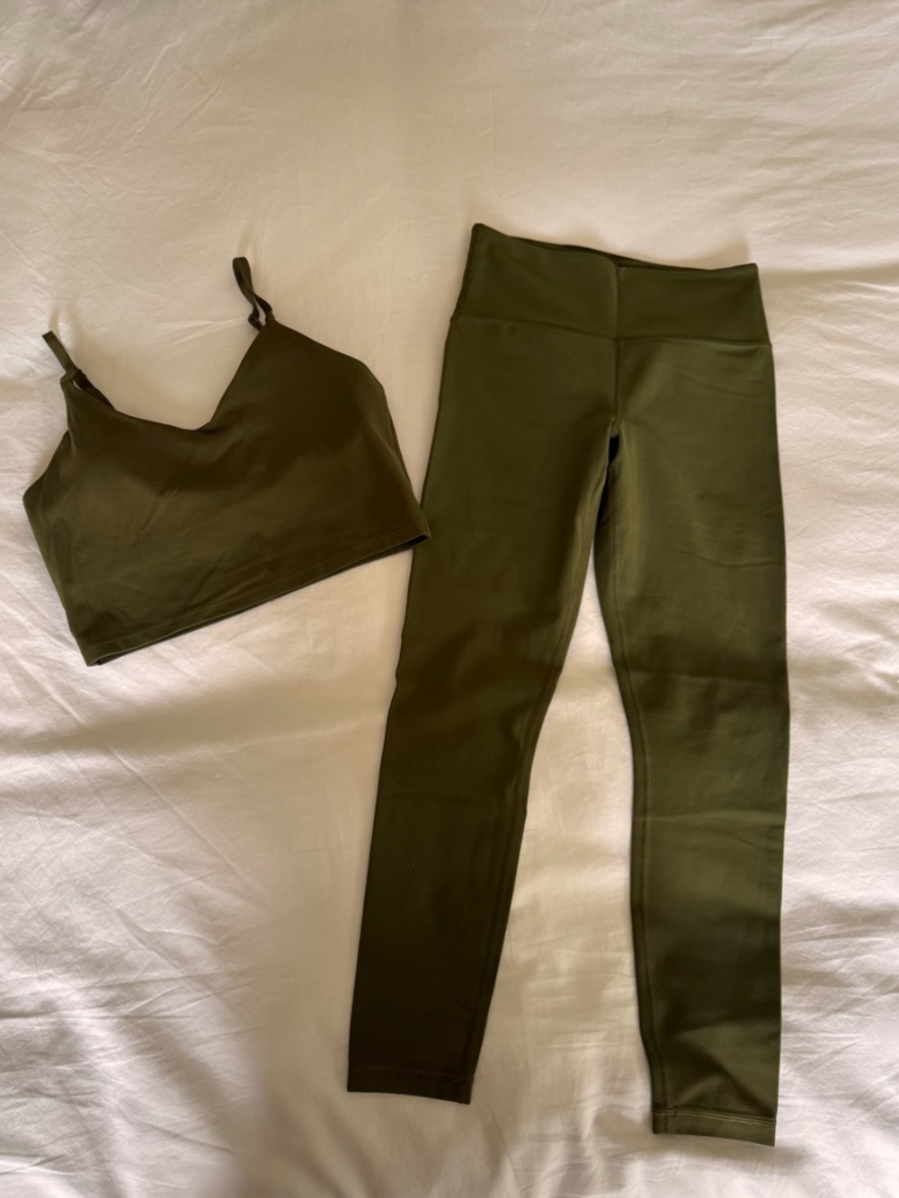 Athleta 2pc active set